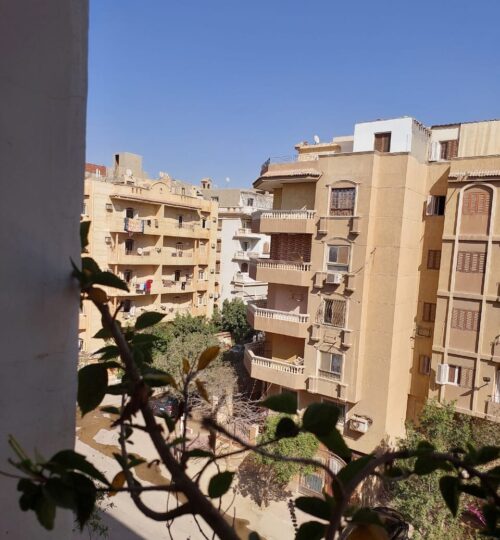 🏡 للبيع شقة مميزة – الحي الثالث، أكتوبر