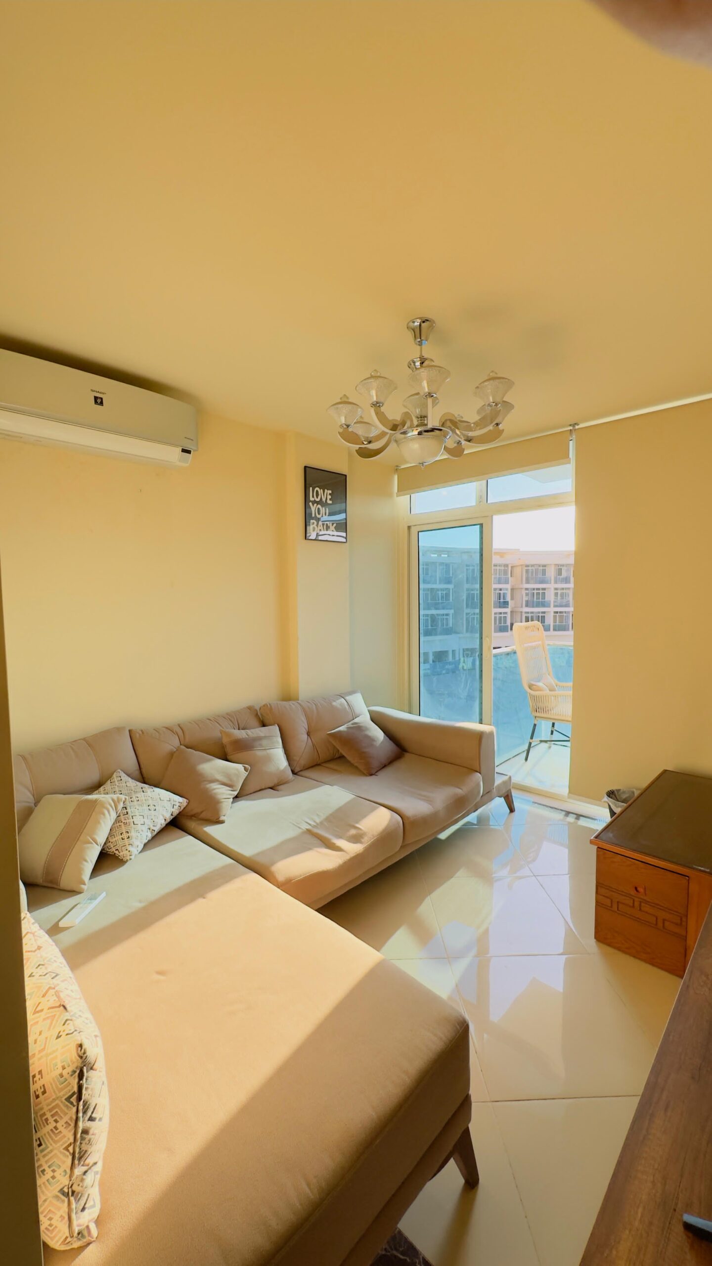 شقة ألترا سوبر لوكس للبيع