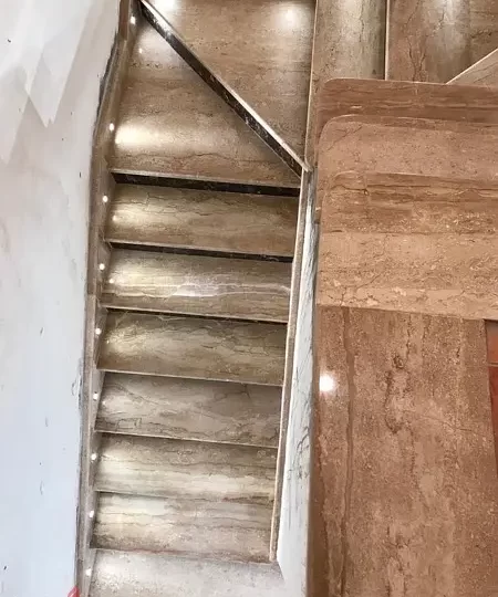 شقه للبيع 160 متر دوبلكس الحي الايطالي